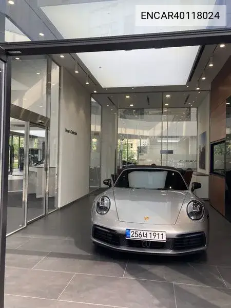 Porsche 911 2021 года выпуска