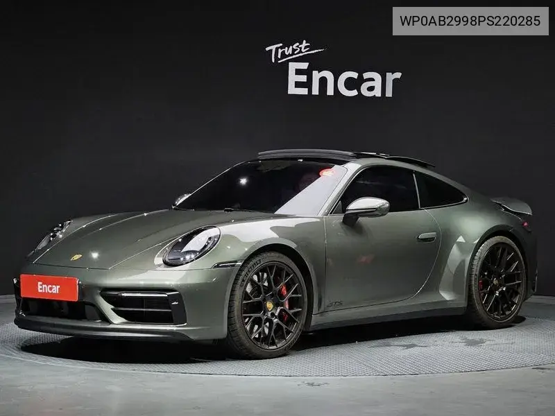Porsche 911 2023 года выпуска
