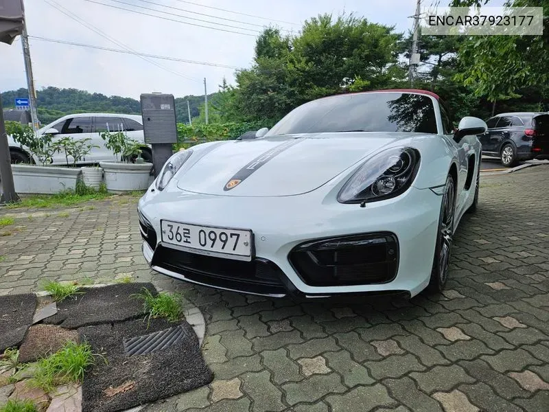 Porsche Boxster 2016 года выпуска