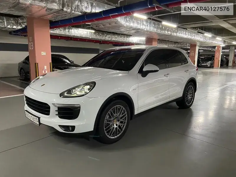 Porsche Cayenne 2016 года выпуска