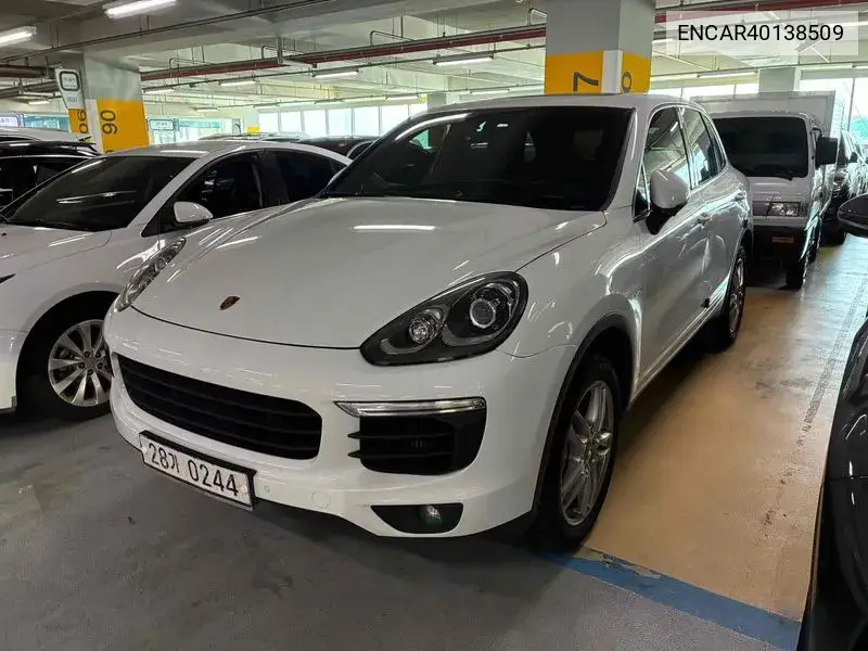 Porsche Cayenne 2016 года выпуска