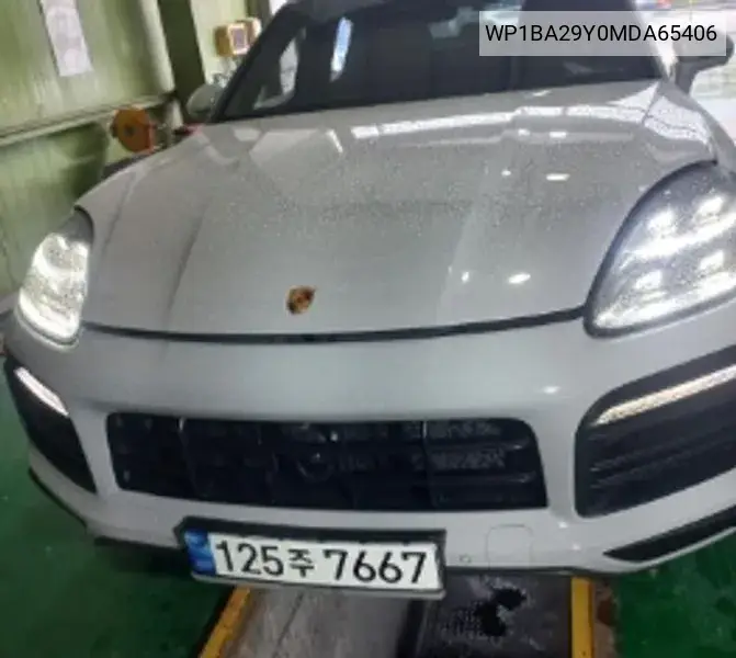 Porsche Cayenne 2021 года выпуска