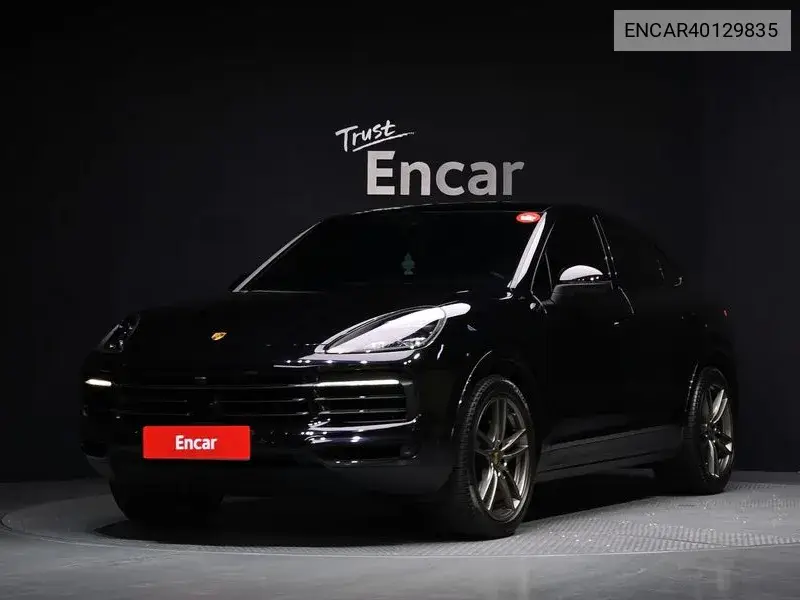Porsche Cayenne 2021 года выпуска