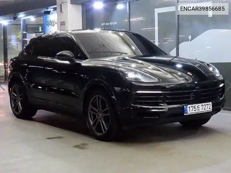Porsche Cayenne 2023 года выпуска