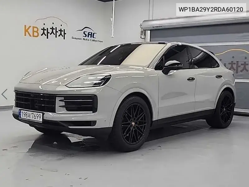 Porsche Cayenne 2024 года выпуска
