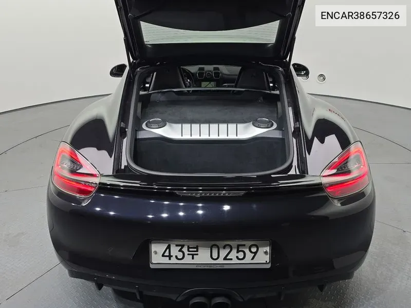Porsche Cayman 2015 года выпуска
