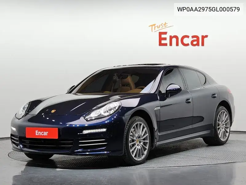 Porsche Panamera 2015 года выпуска