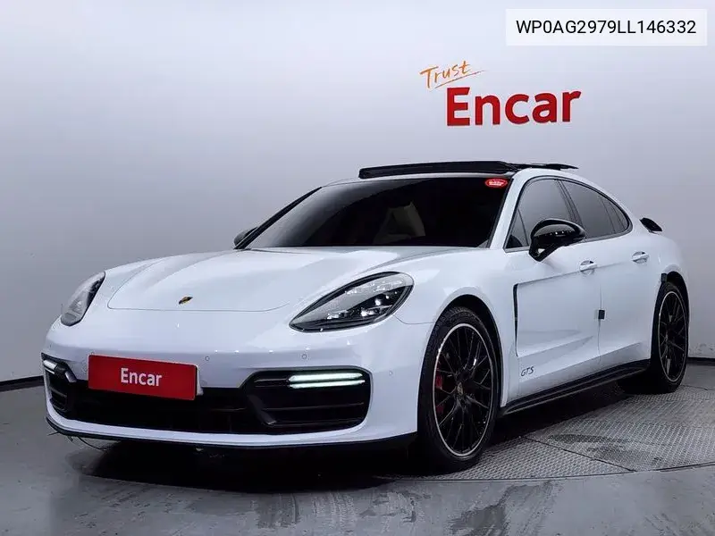 Porsche Panamera 2020 года выпуска