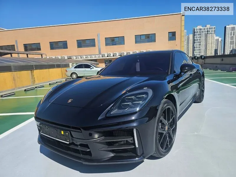 Porsche Panamera 2024 года выпуска