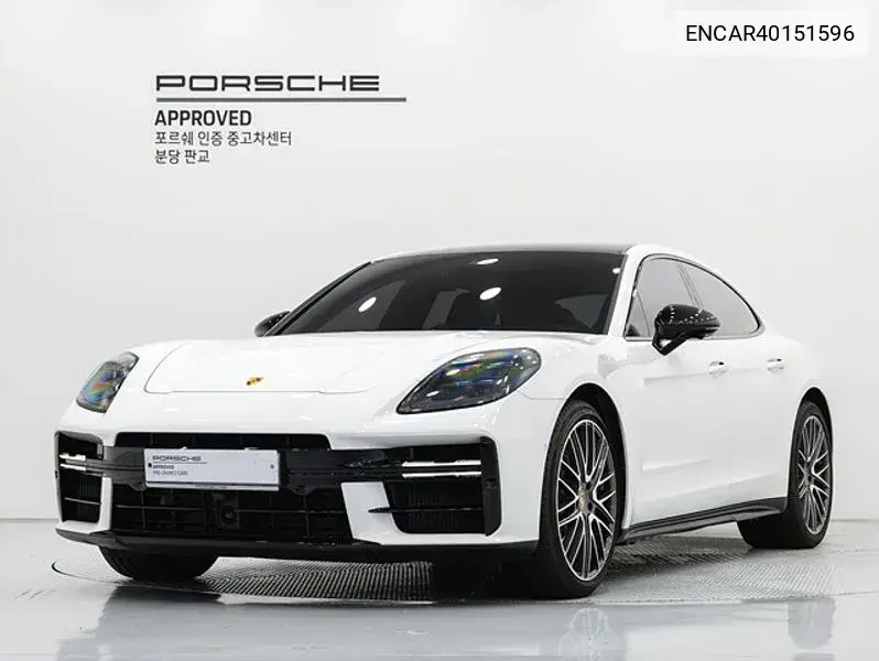 Porsche Panamera 2024 года выпуска