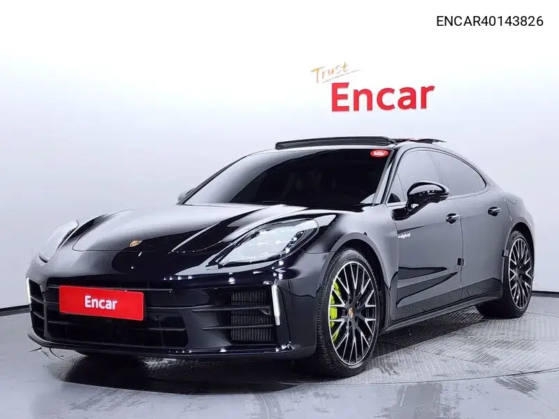 Porsche Panamera 2025 года выпуска