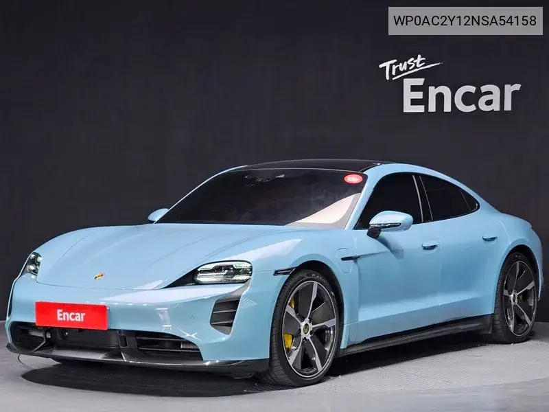Porsche Taycan 2022 года выпуска