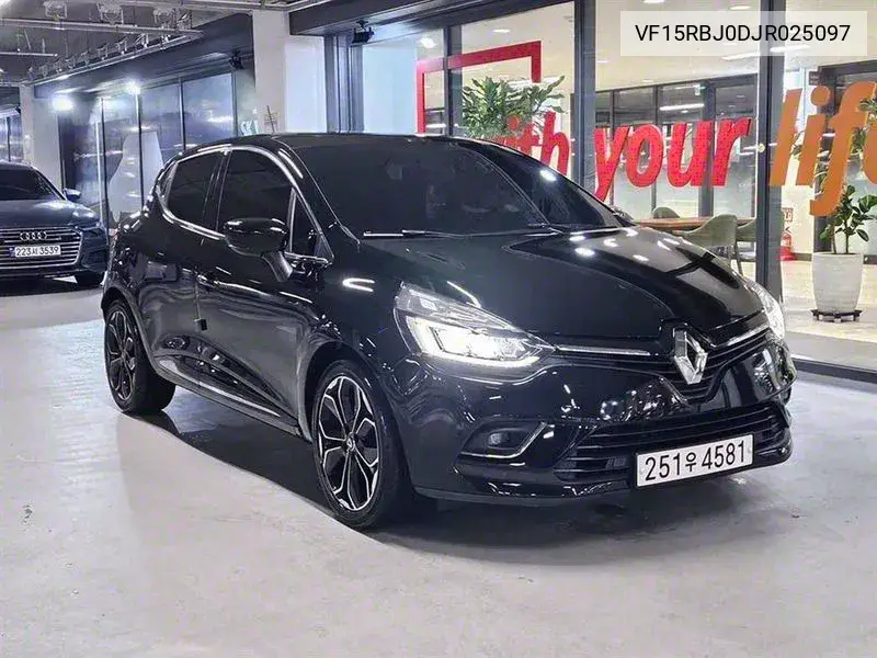 Renault Samsung Clio 2018 года выпуска