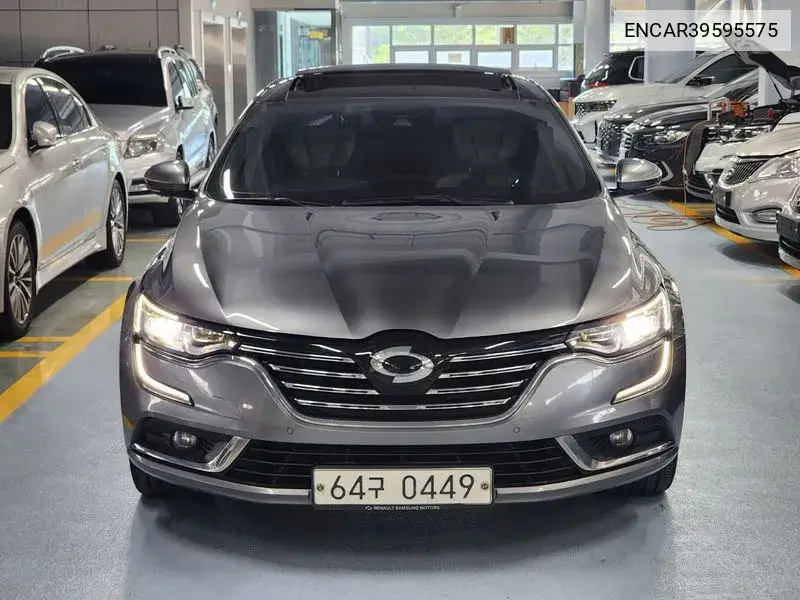 Renault Samsung SM6 2016 года выпуска