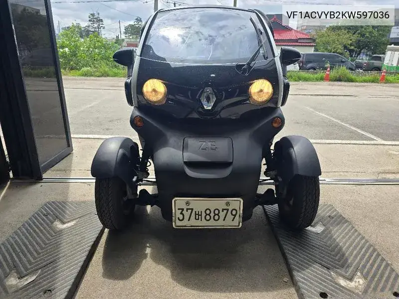 Renault Samsung Twizy 2019 года выпуска