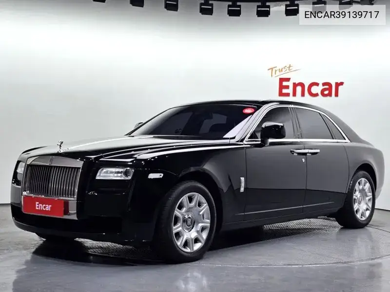 Rolls-Royce Ghost 2011 года выпуска