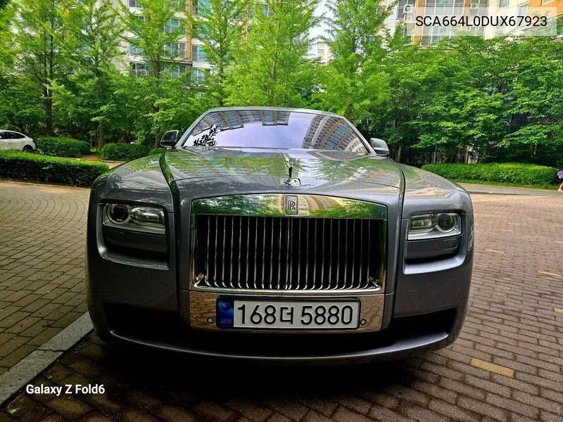 Rolls-Royce Ghost 2013 года выпуска