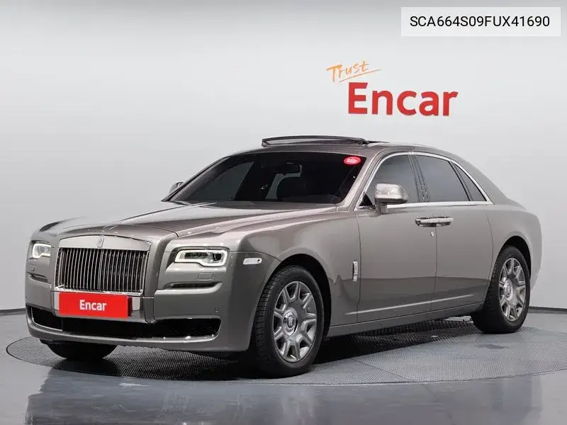 Rolls-Royce Ghost 2015 года выпуска