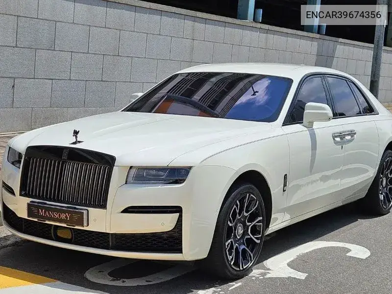 Rolls-Royce Ghost 2022 года выпуска