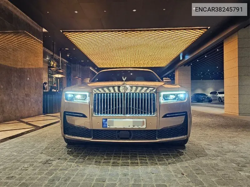 Rolls-Royce Ghost 2023 года выпуска
