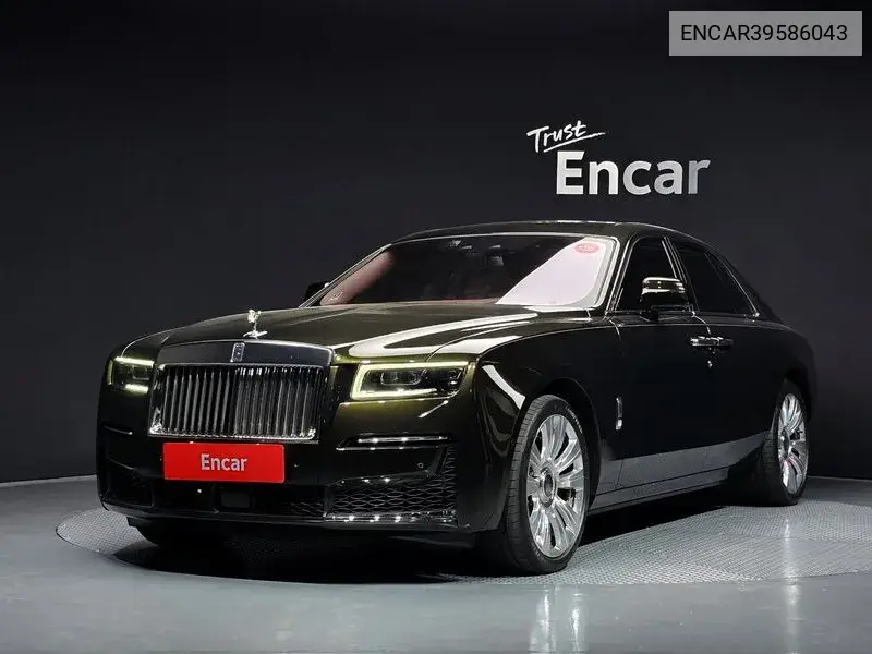Rolls-Royce Ghost 2023 года выпуска