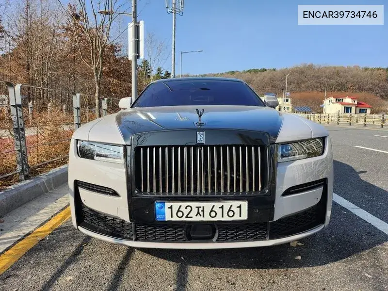Rolls-Royce Ghost 2023 года выпуска