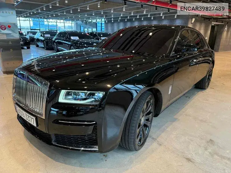 Rolls-Royce Ghost 2023 года выпуска