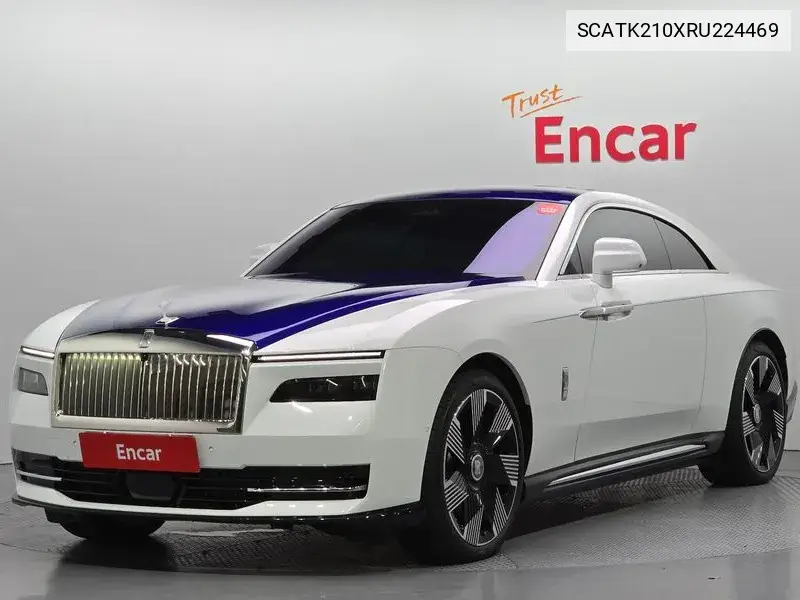 Rolls-Royce Spectre 2024 года выпуска
