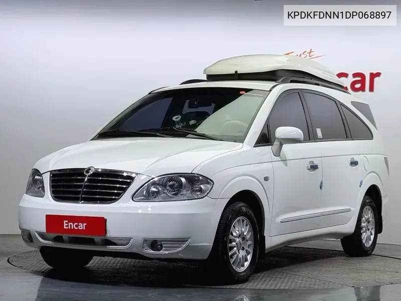 SsangYong Rodius 2013 года выпуска