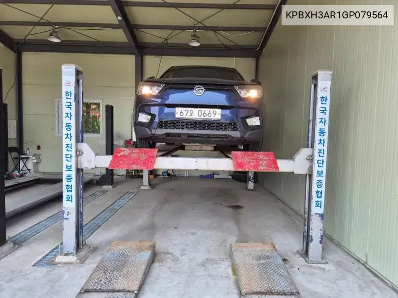 SsangYong Tivoli 2016 года выпуска