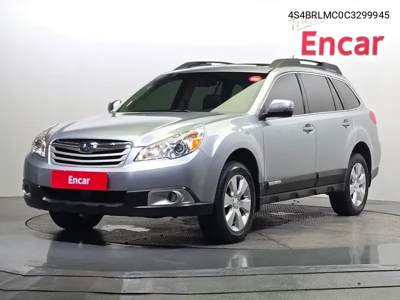 Subaru Outback 2012 года выпуска