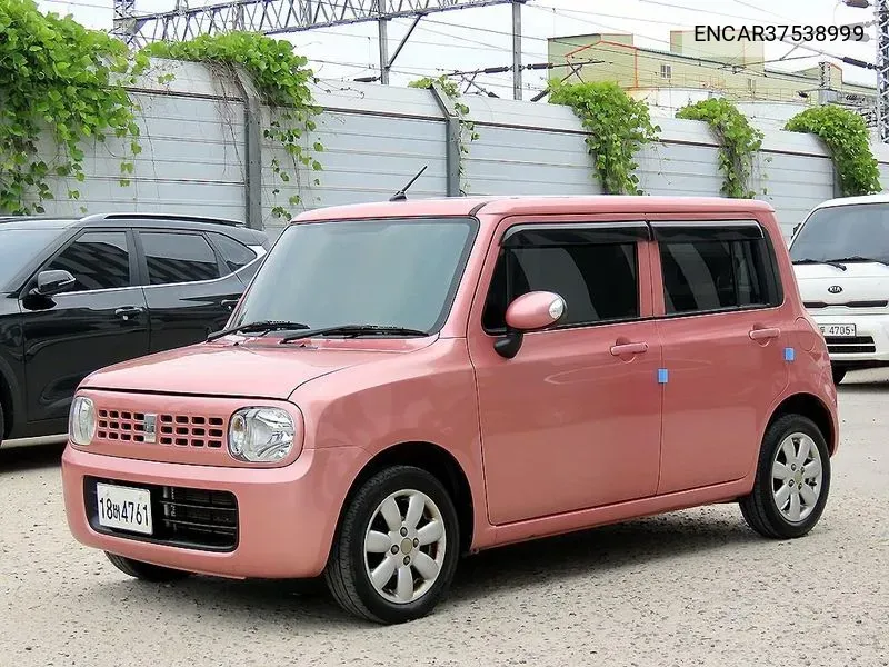 Suzuki Alto Lapin 2012 года выпуска