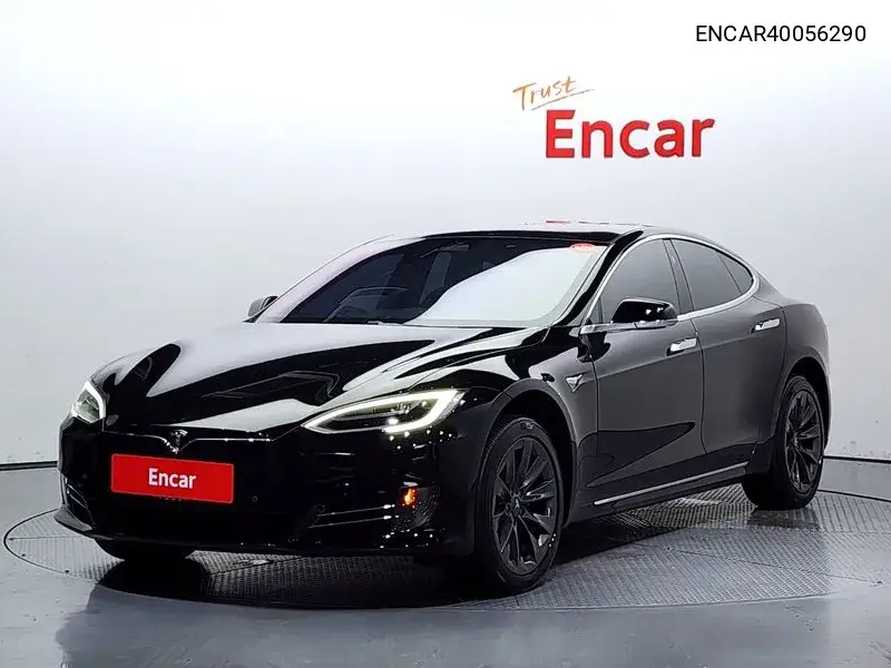 Tesla Model S 2019 года выпуска