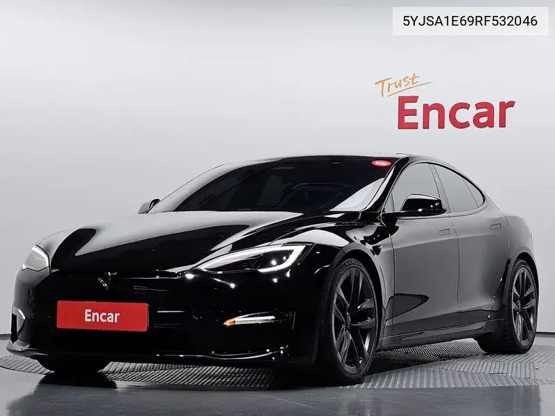 Tesla Model S 2024 года выпуска