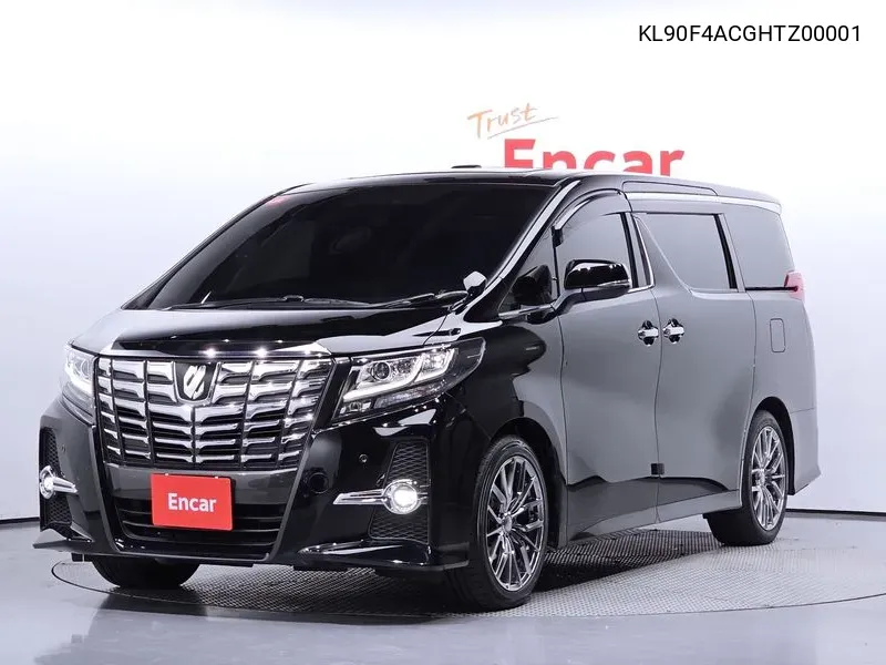 Toyota Alphard 2017 года выпуска