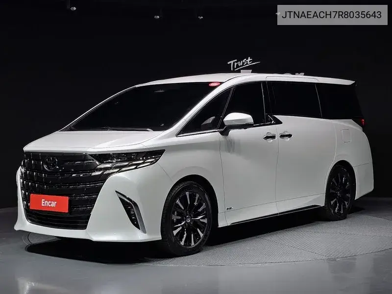 Toyota Alphard 2024 года выпуска