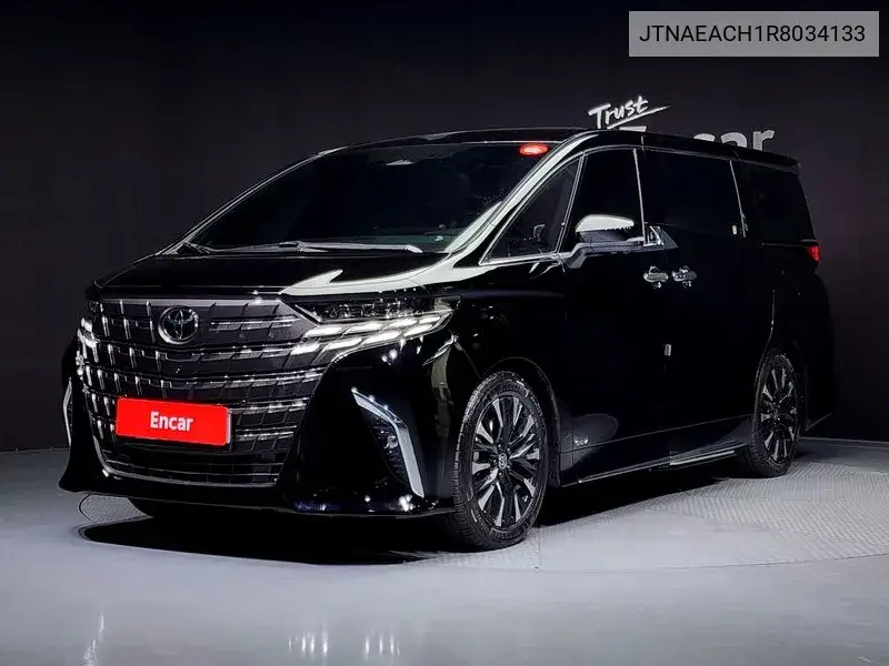 Toyota Alphard 2024 года выпуска