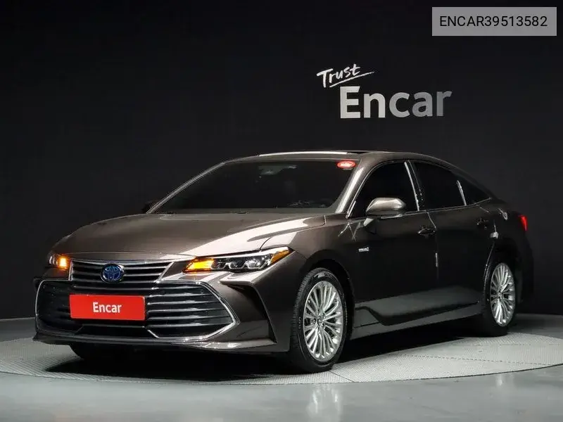 Toyota Avalon 2019 года выпуска