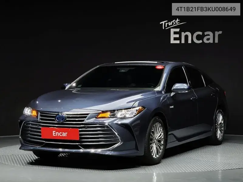 Toyota Avalon 2019 года выпуска