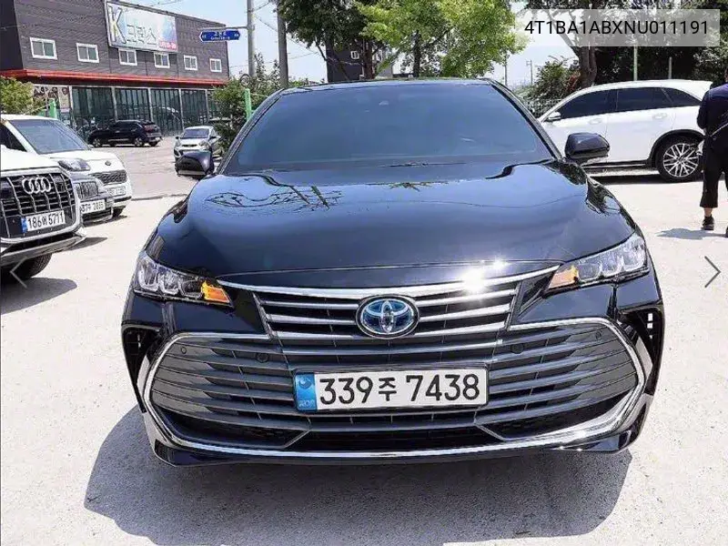 Toyota Avalon 2022 года выпуска