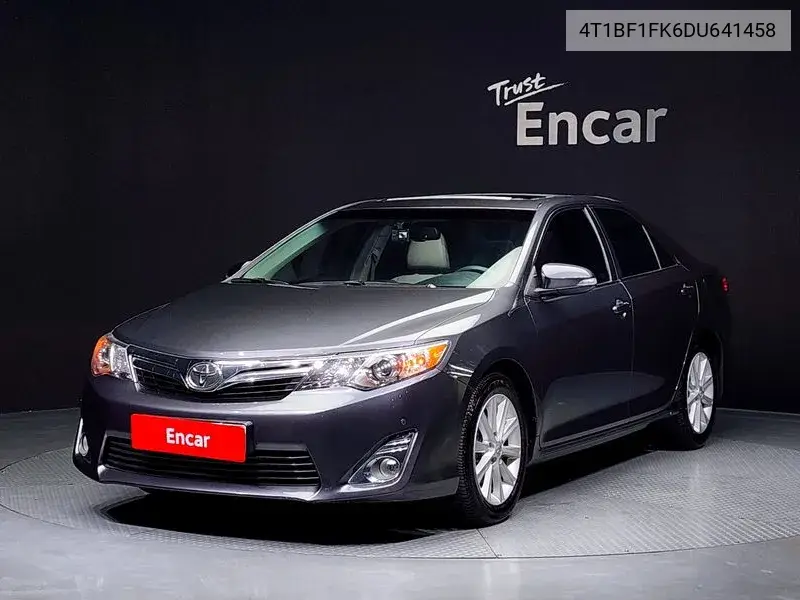 Toyota Camry 2013 года выпуска