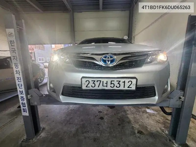 Toyota Camry 2013 года выпуска