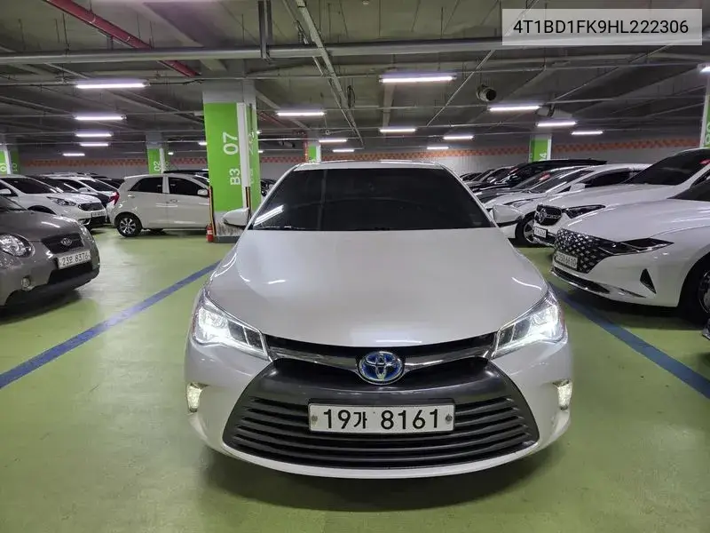 Toyota Camry 2017 года выпуска