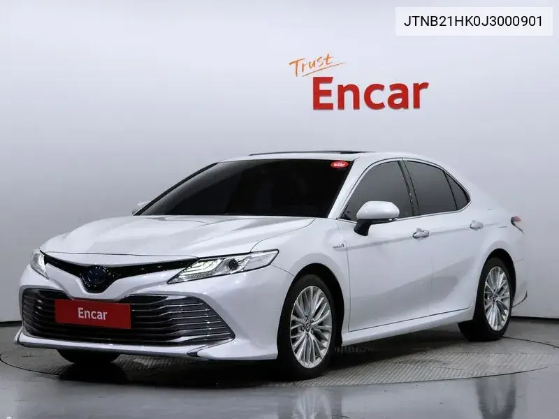 Toyota Camry 2017 года выпуска