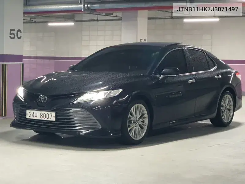 Toyota Camry 2018 года выпуска