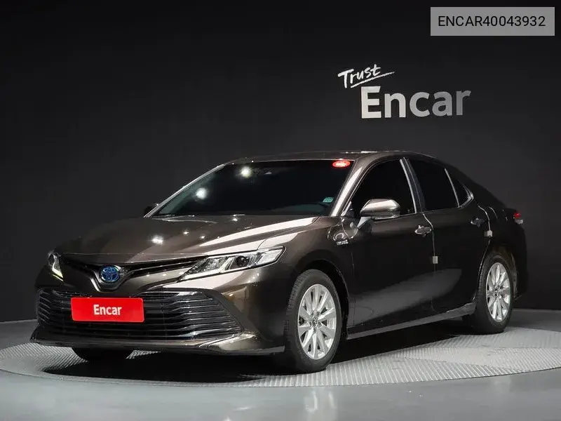 Toyota Camry 2019 года выпуска