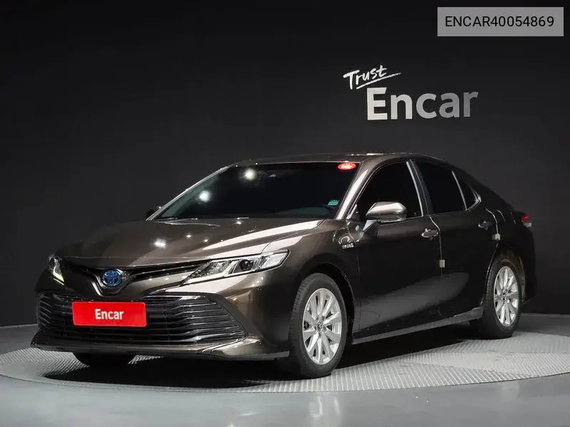 Toyota Camry 2019 года выпуска