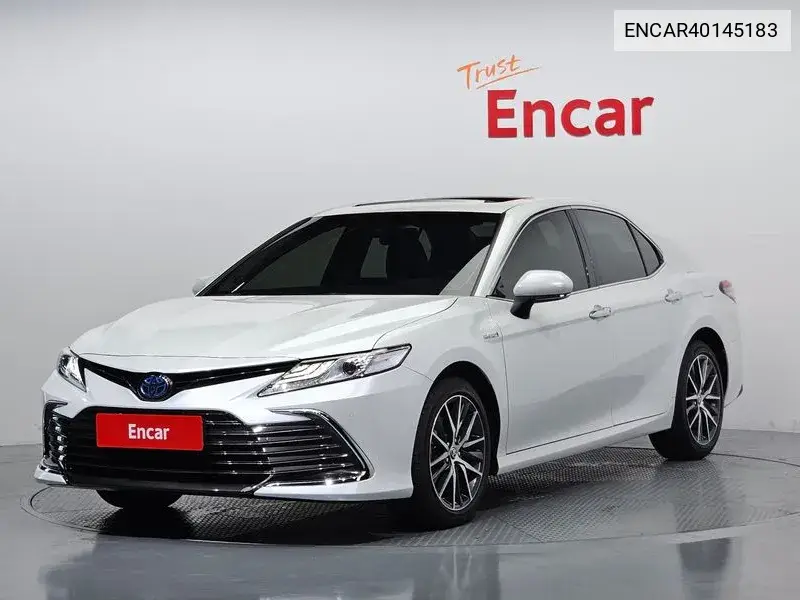 Toyota Camry 2024 года выпуска
