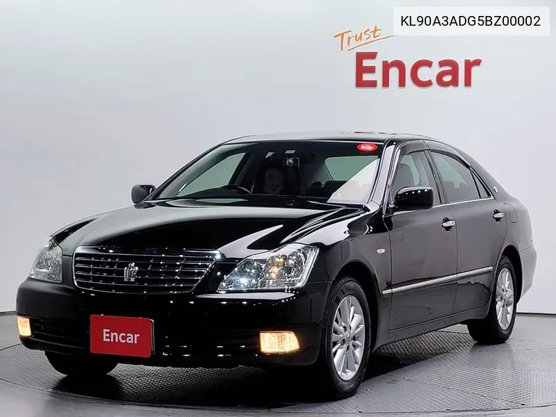 Toyota Crown 2005 года выпуска
