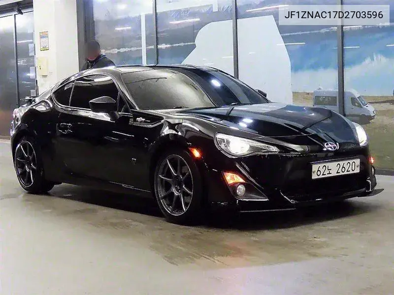 Toyota GT86 2012 года выпуска